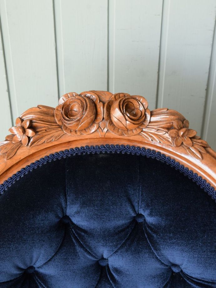 英国アンティークらしい装飾