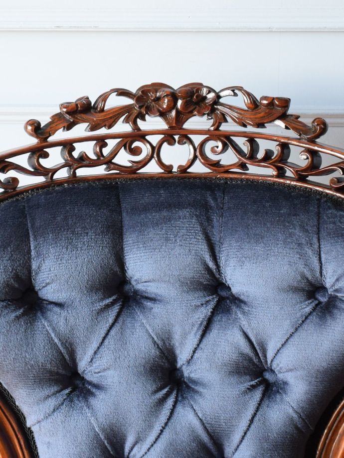 英国アンティークらしい装飾