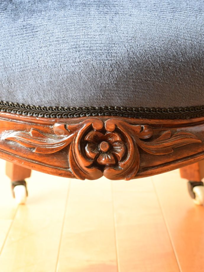 イギリスらしい美しい彫