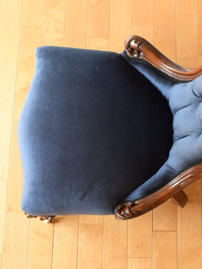 アンティークの椅子の座面