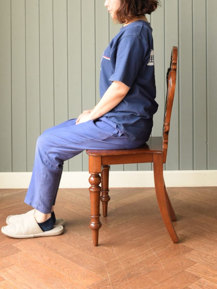 アンティークチェアの掛け心地