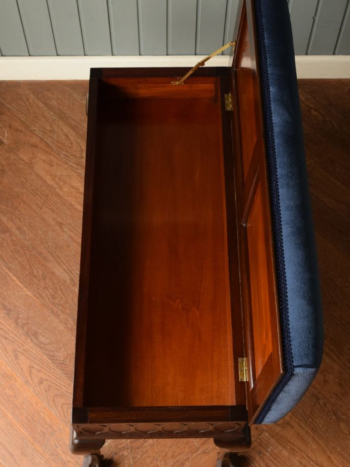 スツールの収納