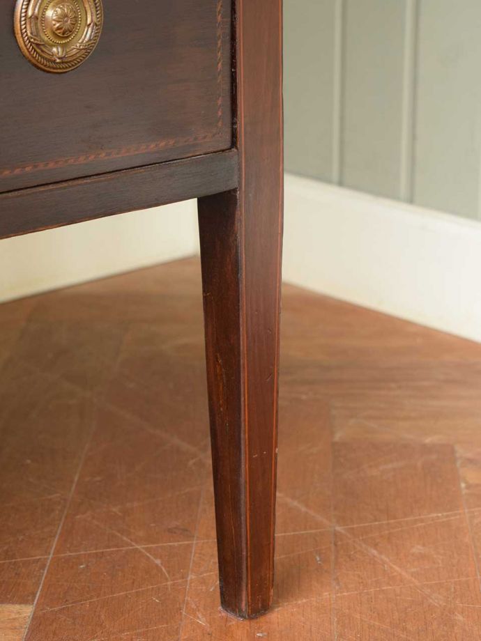 アンティーク家具の脚