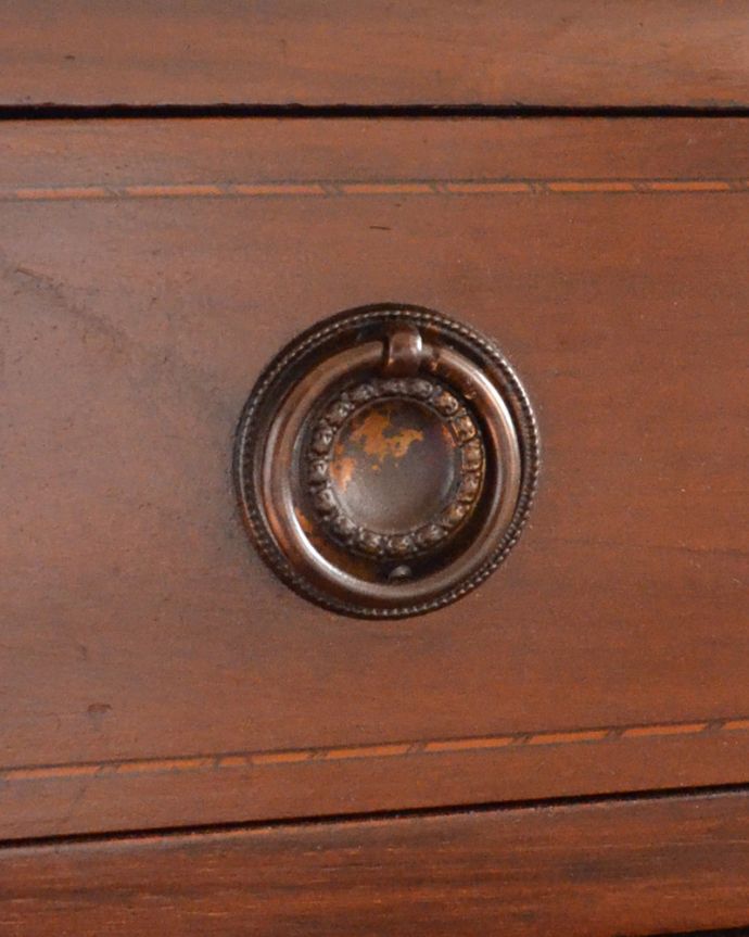 ドレッサーのおしゃれな取っ手