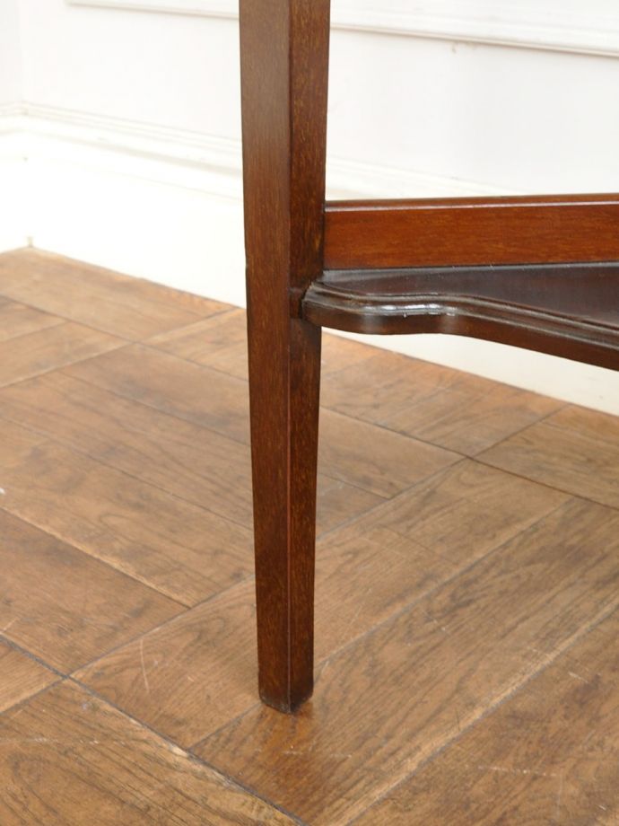 アンティーク家具の脚