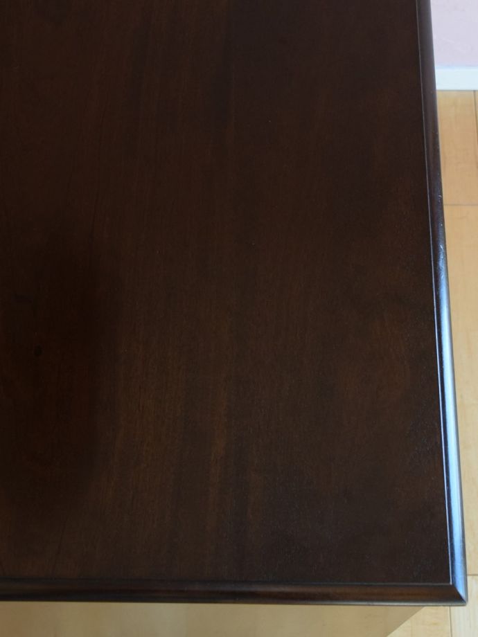 ドレッサーの天板