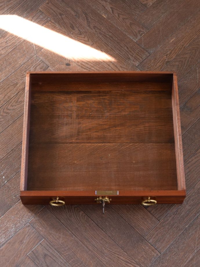 アンティークデスクの引き出し