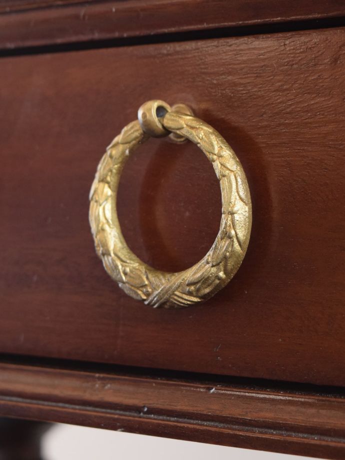 アンティークデスクの取っ手