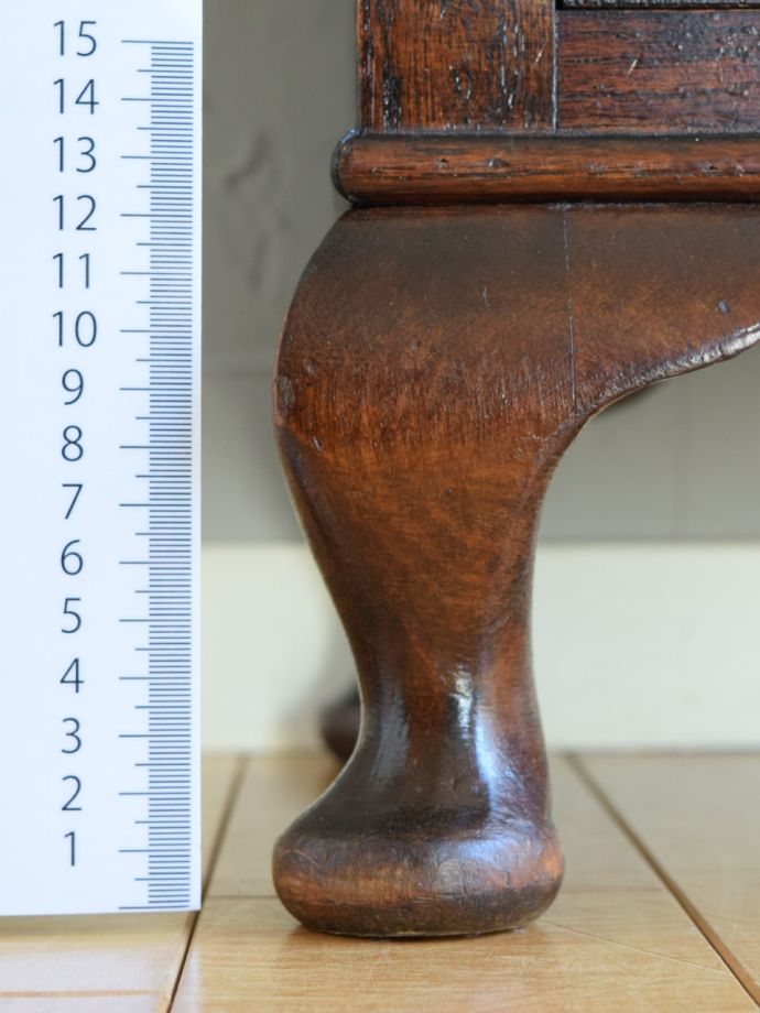 伸長式テーブルの脚