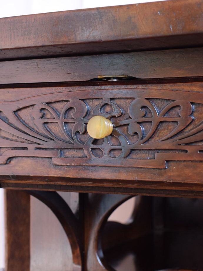 アンティーク家具の取っ手