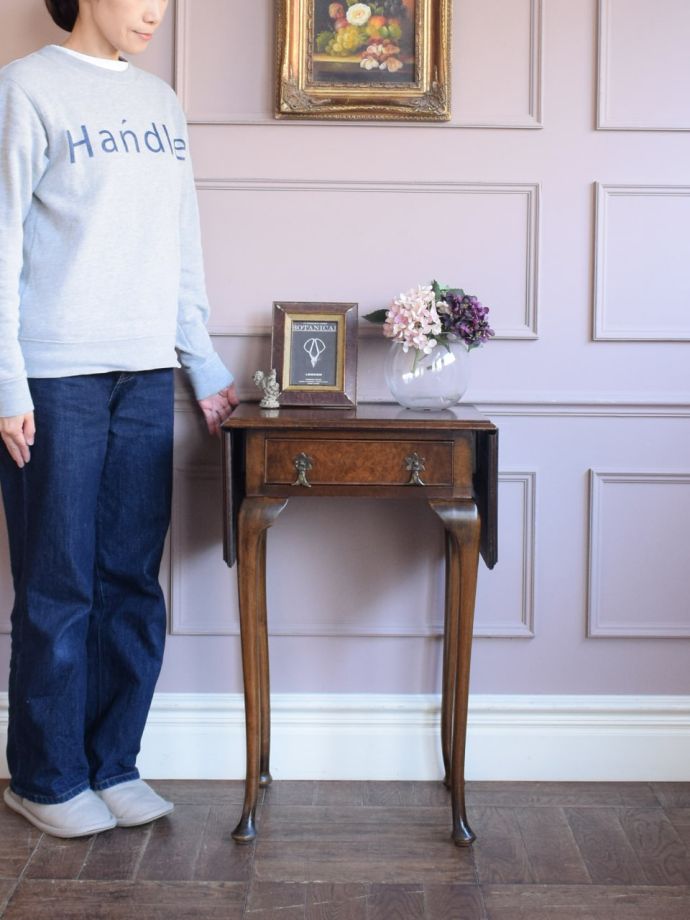 英国アンティークのチェスト