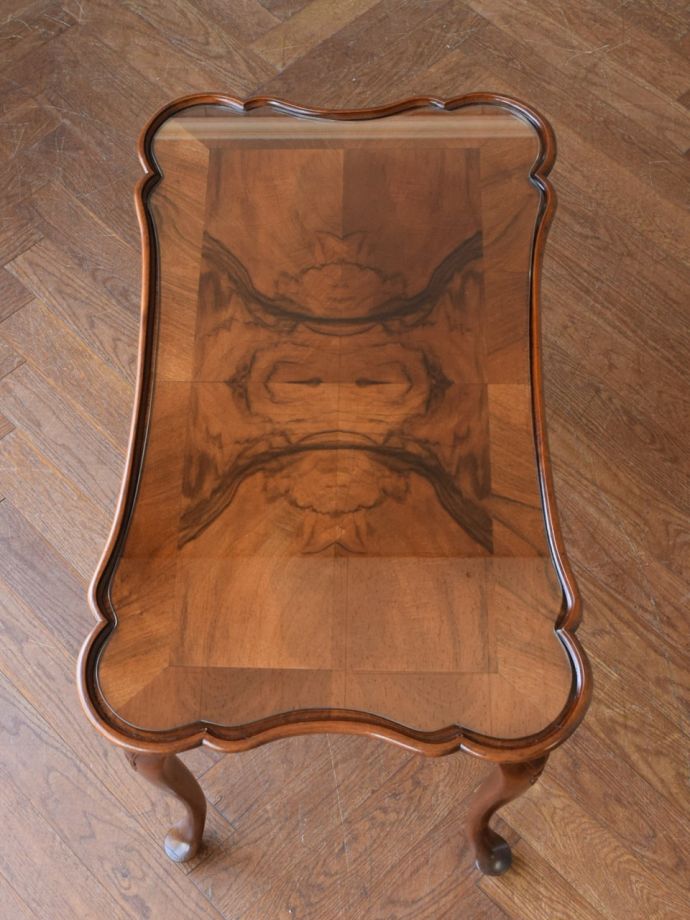 アンティークのテーブルの天板