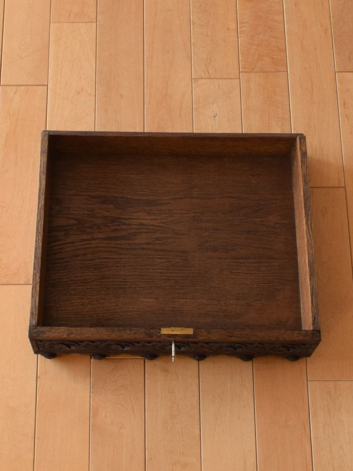 コンソールテーブルの引き出し