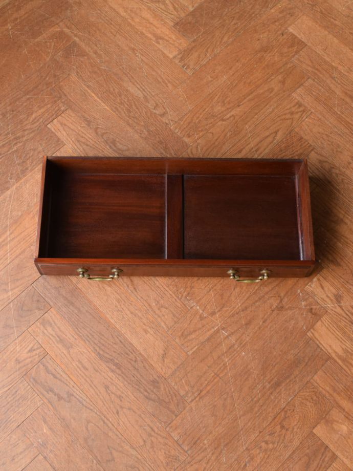 コンソールテーブルの引き出し