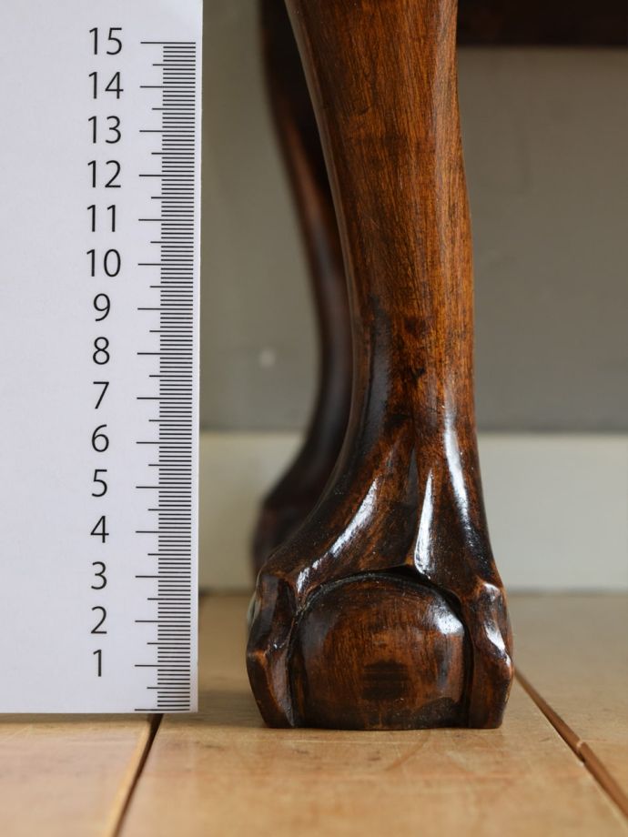 アンティーク家具の脚