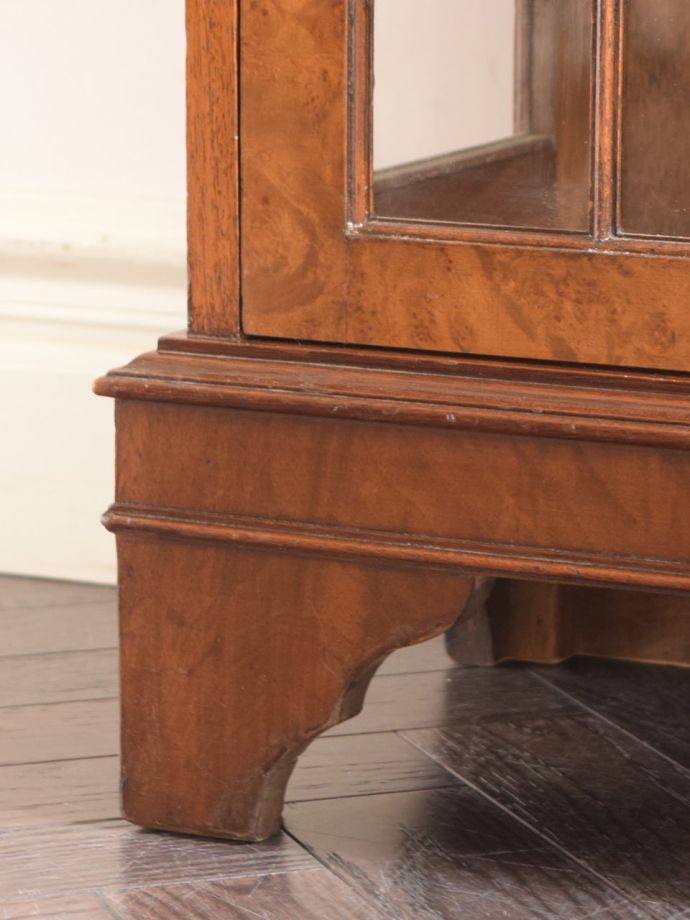 アンティーク家具の脚