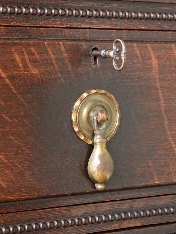 アンティークチェストの取っ手