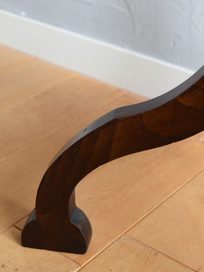 アンティーク家具の脚