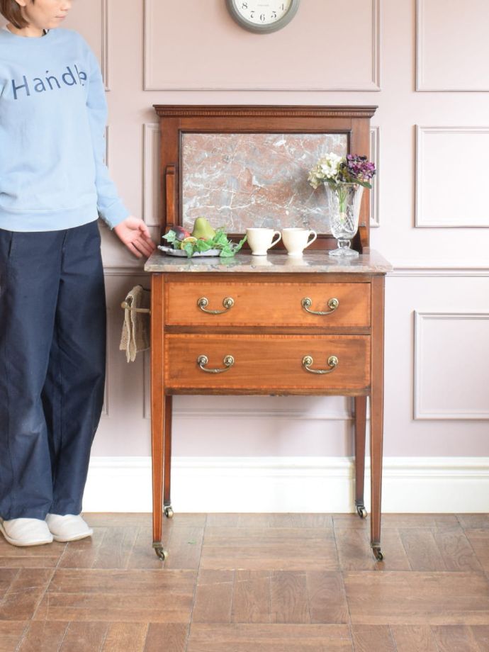 英国のアンティーク家具、ウォッシュスタンド