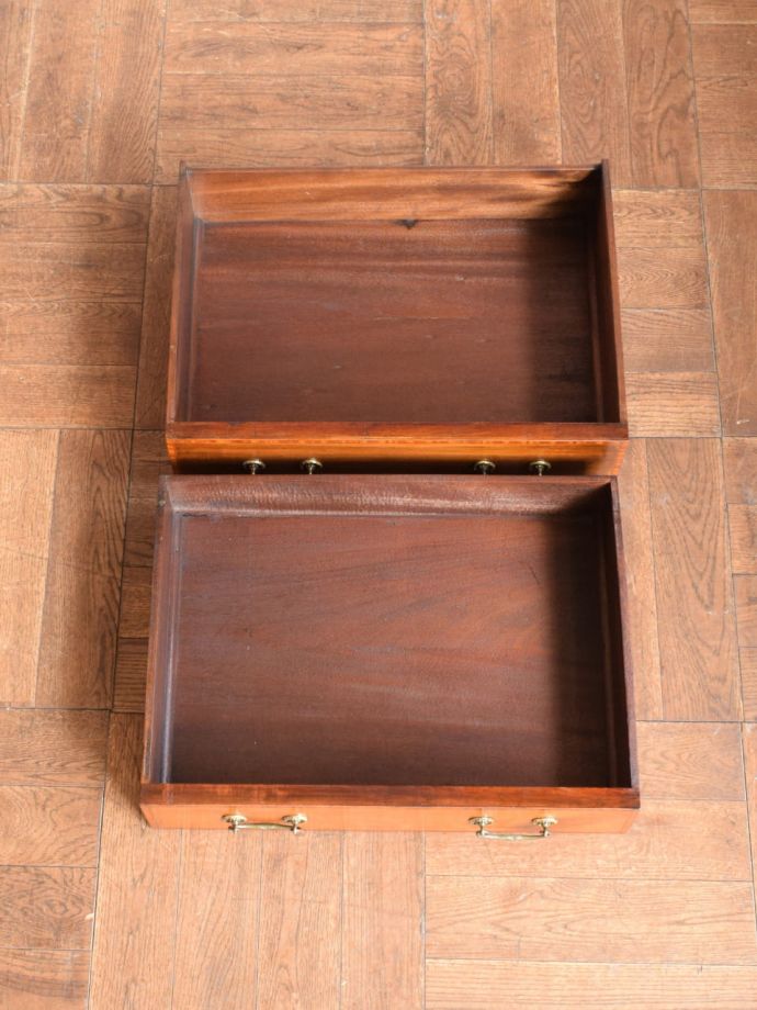 ウォッシュスタンドの引き出し