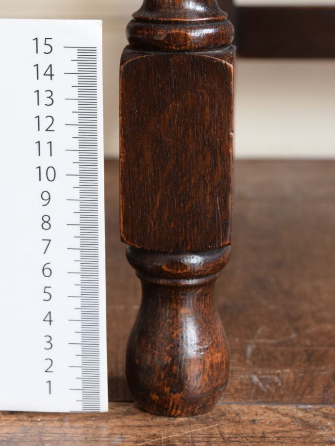 アンティーク家具の脚