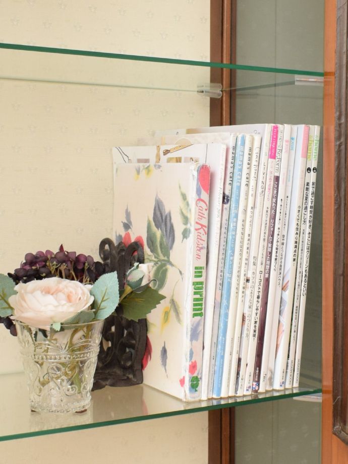 収納たっぷりのキャビネット