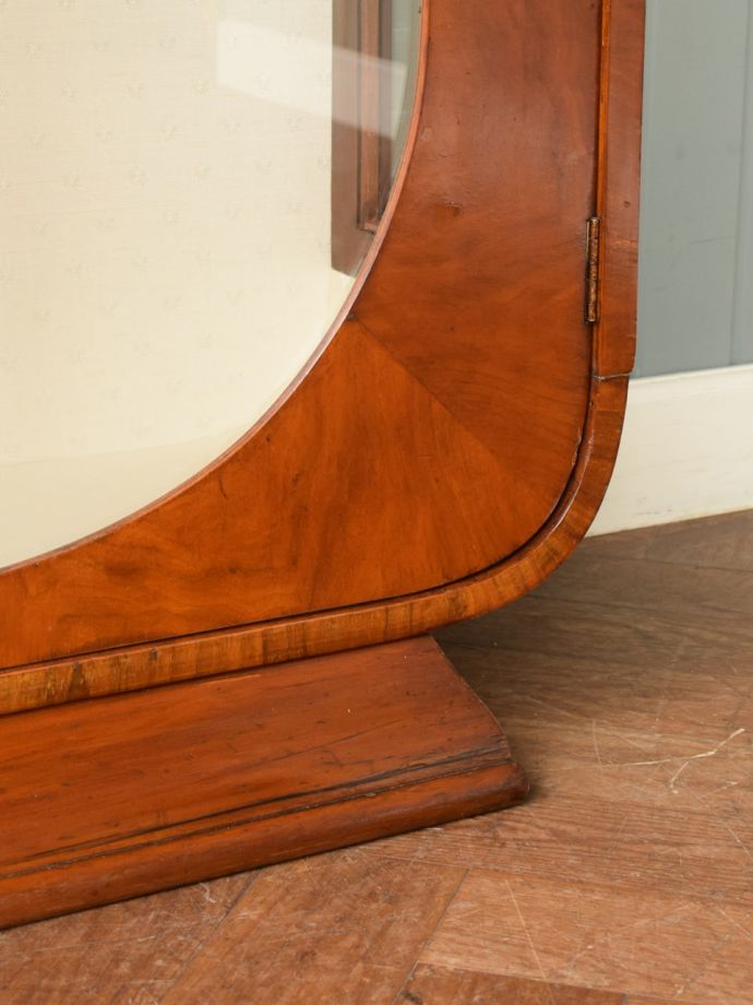 アンティーク家具の脚