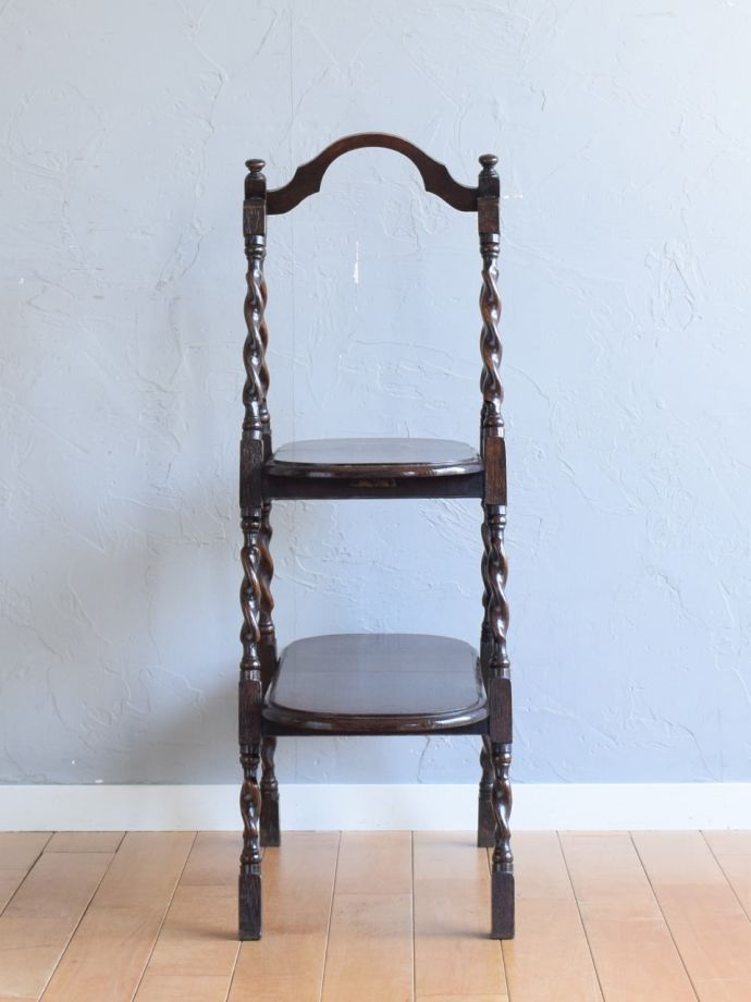 ケーキスタンドの側面