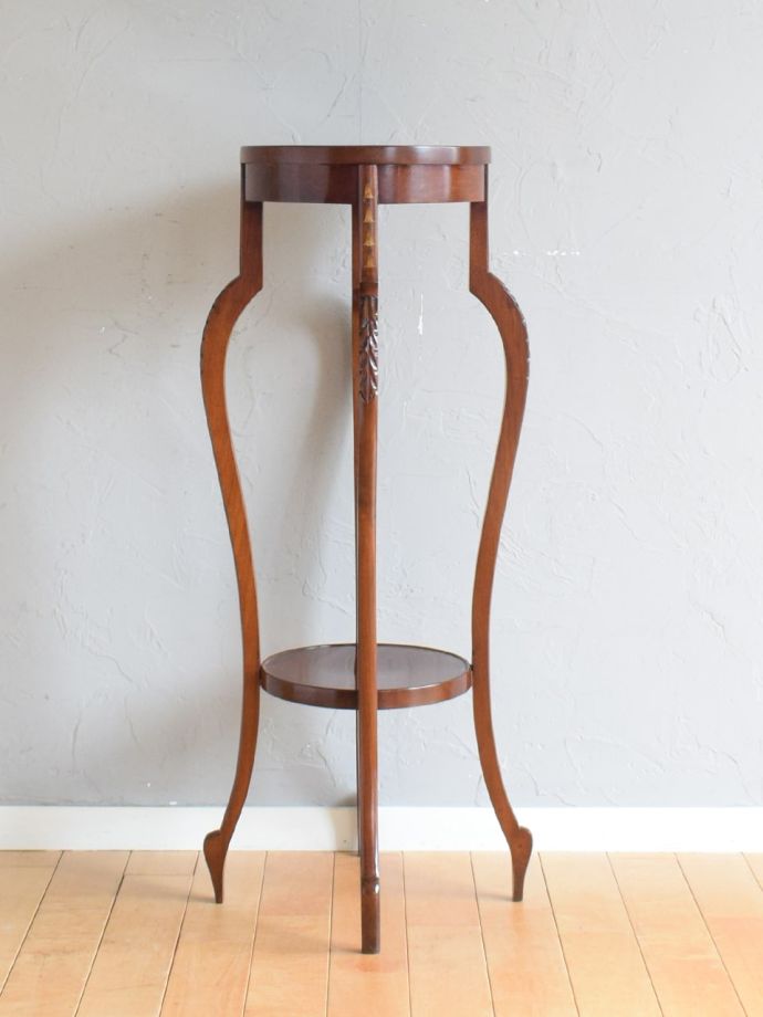 アンティーク家具の側面