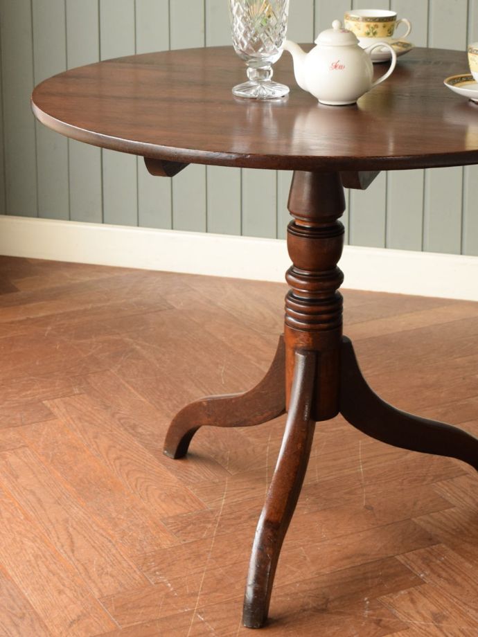 おしゃれなテーブル