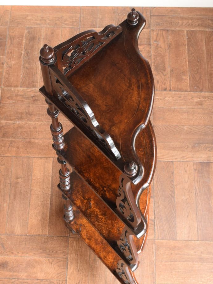 コーナーシェルフの天板