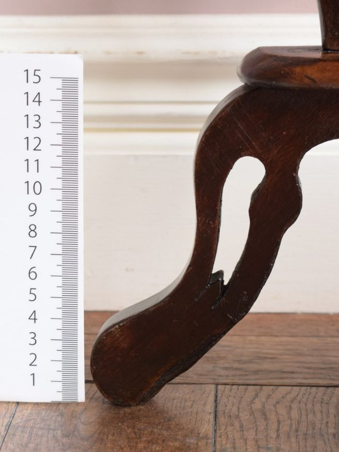 アンティーク家具の脚