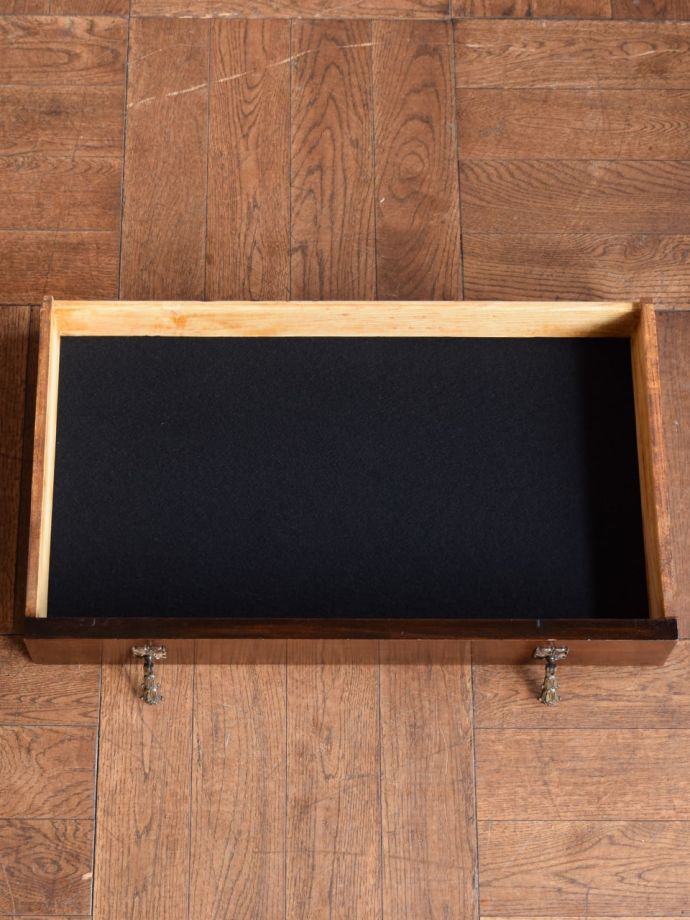 アンティークワゴンの引き出し