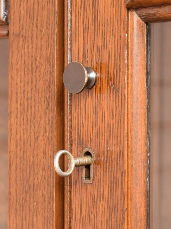 アンティーク家具の鍵
