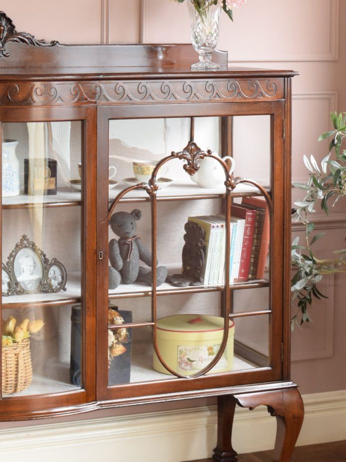 アンティークガラスの扉