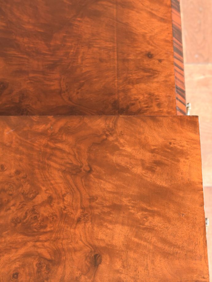 ドレッサーの天板