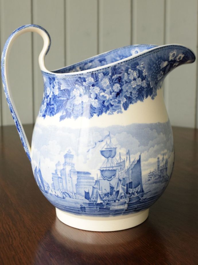 ブルー＆ホワイトの柄