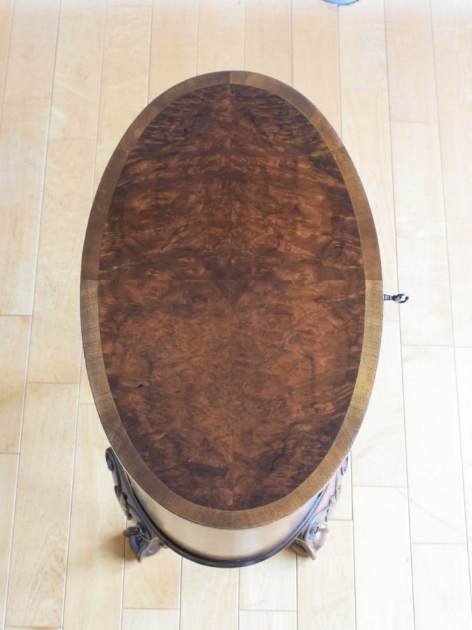 アンティーク家具の天板