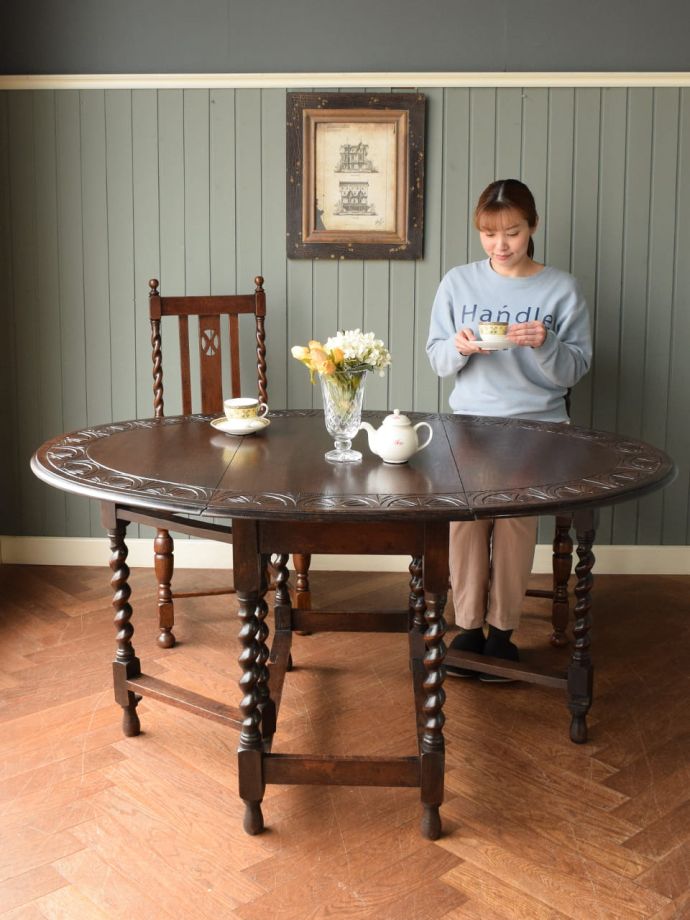 アンティークのゲートレッグテーブル