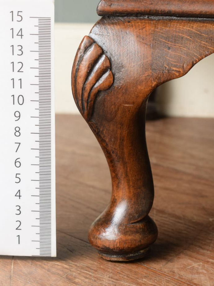 アンティーク家具の脚