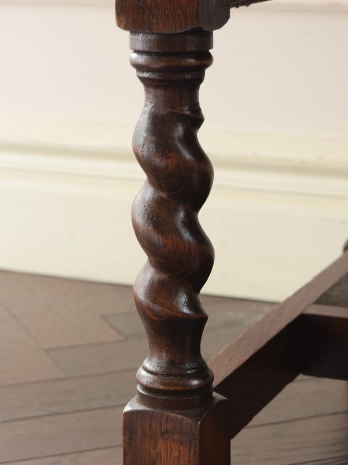 アンティーク家具の装飾