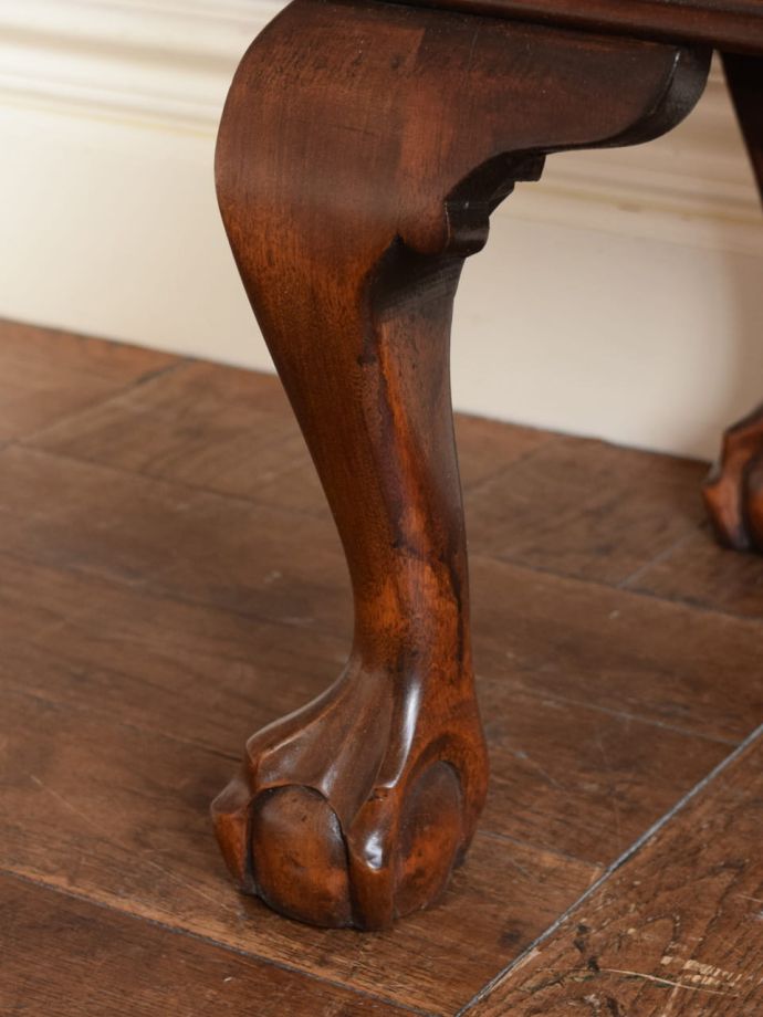 アンティーク家具の脚