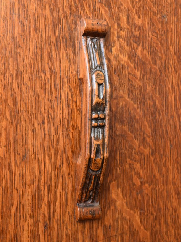 アンティーク家具の取っ手