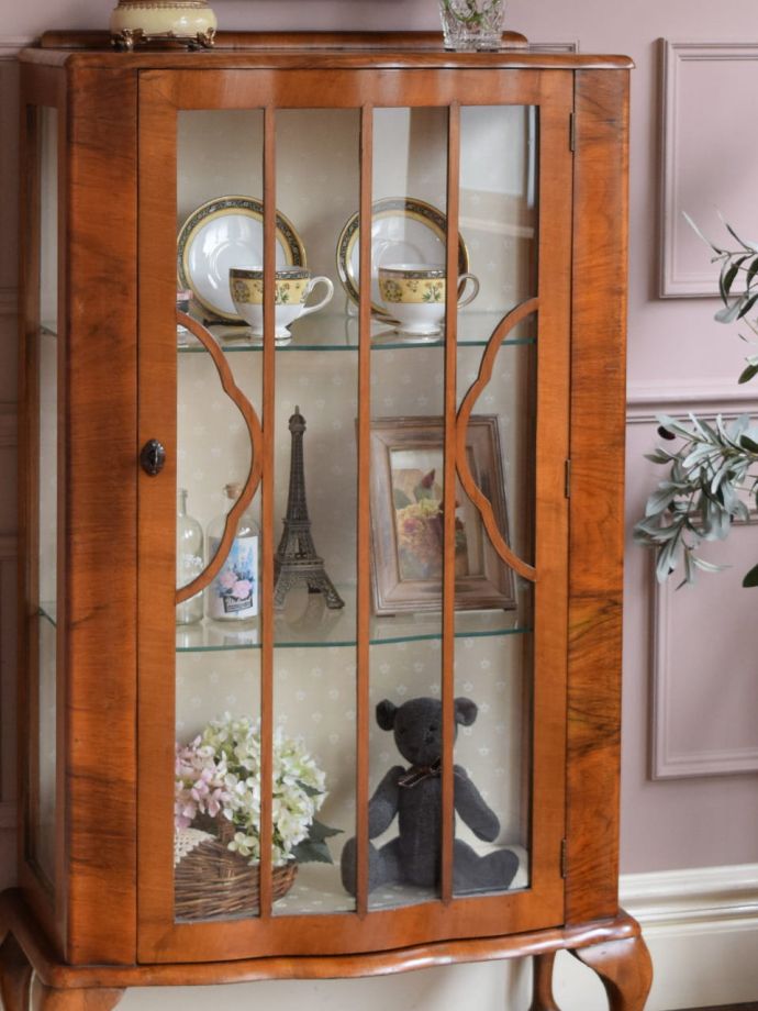 アンティークガラスの扉