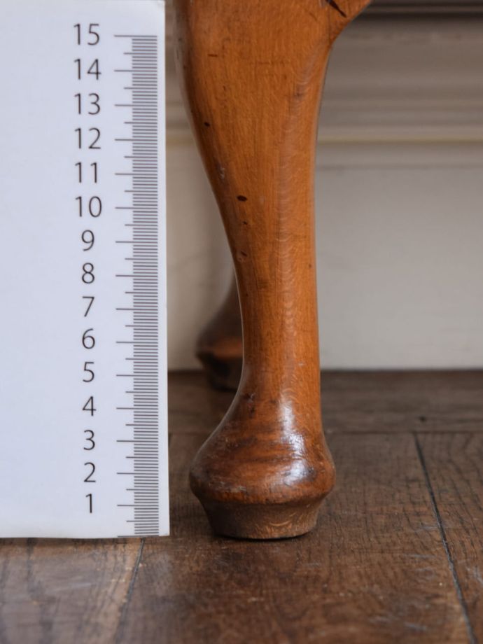 アンティーク家具の脚