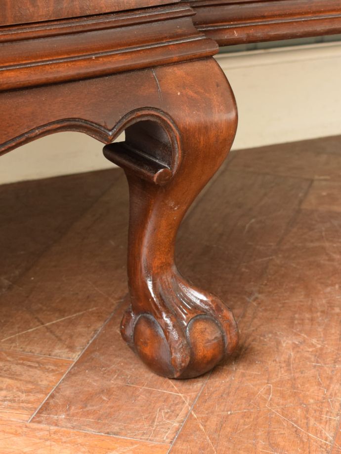 アンティーク家具の脚