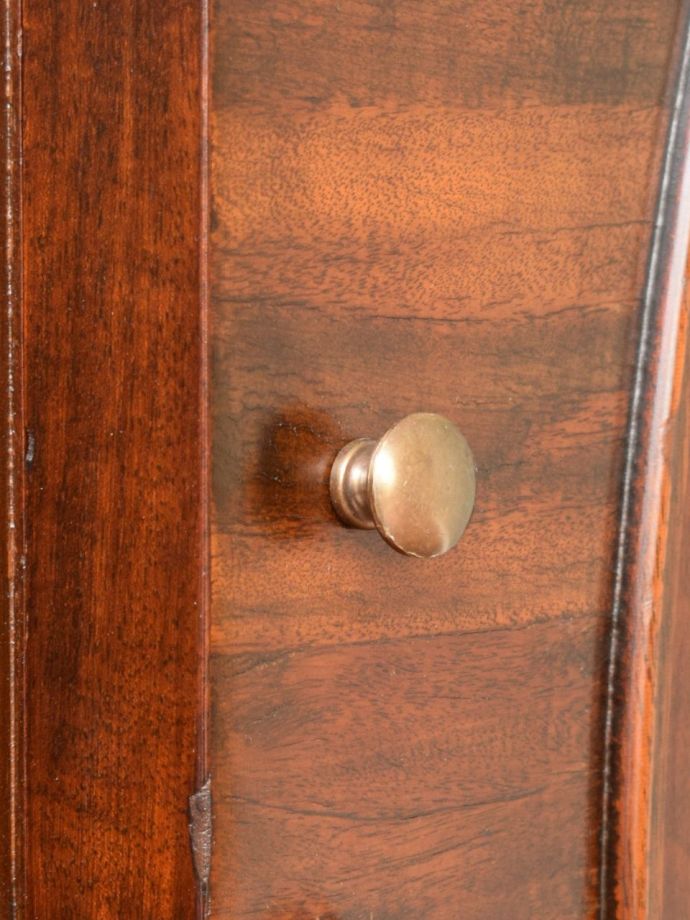 アンティーク家具の取っ手