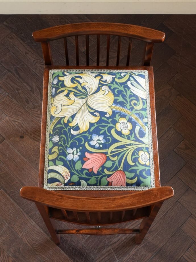 アンティーク椅子の座面
