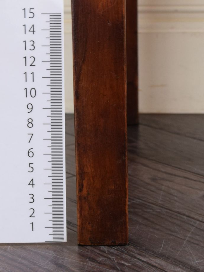 アンティーク椅子の脚