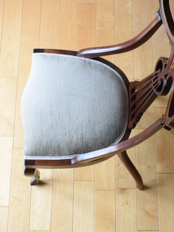 アンティークの椅子の座面